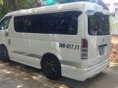 Cần bán xe Toyota Hiace năm 2005, màu trắng, 320tr