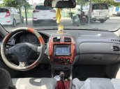 Cần bán Mazda 323 đời 2003, màu đỏ, giá tốt