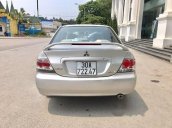 Bán xe Mitsubishi Lancer đời 2004, màu bạc chính chủ, giá chỉ 276 triệu