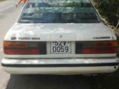 Cần bán lại xe Nissan Bluebird đời 1986, màu trắng 