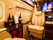 Transit Limousine phiên bản cao cấp đặc biệt chỉ có tại Sài Gòn Ford - 0909 850 255