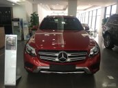 Bán Mercedes GLC 250 đời 2018, màu đỏ