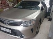 Bán Toyota Camry 2.0E đời 2015, chính chủ, biển số TP