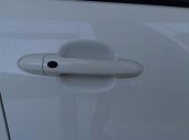 Bán xe Kia Rio sản xuất 2017, màu trắng