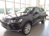 Dòng SUV nhập Đức Volkswagen Touareg 3.6 FSI, màu đen đời 2015, tặng BHVC+dán 3M, LH Hương: 0902.608.293