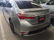 Bán Toyota Corolla altis 2.0V đời 2016, màu bạc, xe mới đi 3200km