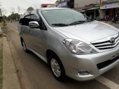 Chính chủ bán ô tô Toyota Innova G sản xuất 2009, màu bạc