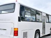 Bán xe buýt 60 chỗ 2018, màu trắng