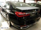 Bán BMW 7 Series 740Li model 2017, màu đen mui trắng, nhập khẩu nguyên chiếc