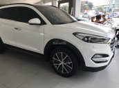 Hyundai Cầu Diễn bán Hyundai Tucson model 2017 CKD màu trắng, giá tốt nhất