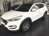 Hyundai Cầu Diễn bán Hyundai Tucson model 2017 CKD màu trắng, giá tốt nhất