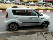 Cần bán lại xe Kia Soul đời 2009, màu trắng số tự động