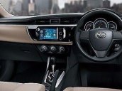 Cần bán xe Toyota Corolla altis đời 2016, màu trắng