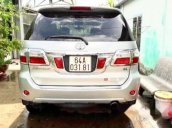 Cần bán xe Toyota Fortuner G đời 2010, màu bạc chính chủ