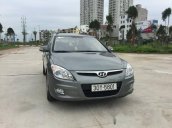 Bán Hyundai i30 CW đời 2010, màu xám chính chủ