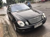 Cần bán gấp Mercedes E240 sản xuất 2004, màu đen, nhập khẩu