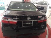 Cần bán xe Toyota Camry 2.0E đời 2017, màu đen