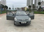 Bán Hyundai i30 CW đời 2010, màu xám chính chủ