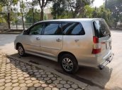 Bán xe cũ Toyota Innova 2015, màu bạc, giá 725 triệu