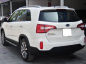 Bán Kia Sorento đời, màu trắng, giá cạnh tranh, giao xe nhanh chóng