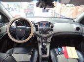 Bán Chevrolet Cruze 1.6 đời 2011, màu trắng còn mới, giá tốt