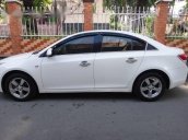 Bán Chevrolet Cruze 1.6 đời 2011, màu trắng còn mới, giá tốt