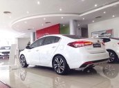 Bán Kia Cerato 2017 giá tốt nhất miền Bắc, hỗ trợ thủ tục nhanh lấy xe ngay, trả góp 3 ngày có xe đi