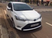 Cần bán gấp Toyota Vios E sản xuất 2016, màu trắng số sàn, 540tr