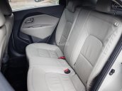 Cần bán xe Kia Rio Hatchback đời 2015, màu trắng, nhập khẩu nguyên chiếc