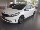 Cần bán xe Kia Cerato AT đời 2017, màu trắng, liên hệ sớm nhất để hưởng nhiều ưu đãi - LH: 0981.237.138