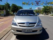 Cần bán gấp Toyota Innova đời 2008, màu bạc số sàn, 470 triệu