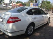 Bán xe cũ Nissan Teana 2.0AT đời 2011, màu trắng, nhập khẩu, giá chỉ 595 triệu