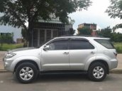 Gia đình cần bán gấp chiếc xe Fortuner đời 2010, tình trạng xe còn mới 90%