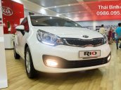 Cần bán Kia Rio năm 2016 màu trắng, 470 triệu, xe nhập nguyên chiếc