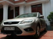 Bán xe cũ Ford Focus đời 2009, màu bạc số sàn