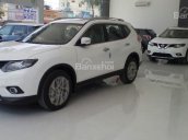 Bán xe Nissan X Trail 2.0 MID đời 2017, màu trắng giá rẻ tại Nissan Gò Vấp