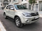 Chính chủ bán Toyota Fortuner SR5 2007, màu bạc, xe nhập