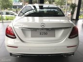 Bán xe Mercedes E250 2017 tại Vietnam Star Trường Chinh, giá tốt nhất