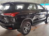 Bán Toyota Fortuner 2.4G sản xuất 2017, màu đen, xe nhập, giá 981tr