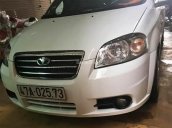 Cần bán gấp Daewoo Gentra đời 2009, màu trắng