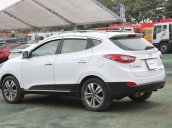 Bán Hyundai Tucson 2.0AT đời 2014, màu trắng