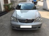 Cần bán gấp Chevrolet Lacetti MT đời 2011, màu xám số sàn