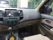 Cần bán xe Toyota Fortuner G năm 2012, màu bạc như mới