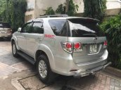 Cần bán xe Toyota Fortuner G năm 2012, màu bạc như mới