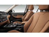 BMW 3 Series 330i 2017, màu đỏ, xe nhập, ưu đãi cực lớn từ BMW, có xe giao ngay