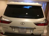 Bán Lexus LX 570 đời 2016, màu trắng như mới