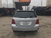 Cần bán Mercedes GLK đời 2009, màu bạc như mới