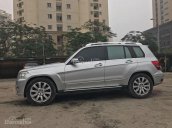 Cần bán Mercedes GLK đời 2009, màu bạc như mới