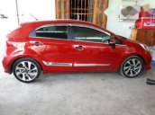 Cần bán gấp Kia Rio năm 2015, xe gia đinh sử dụng. Đầy đủ đồ chơi, lót sàn cách âm