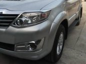 Bán xe cũ Toyota Fortuner đời 2014, màu bạc, giá 820tr